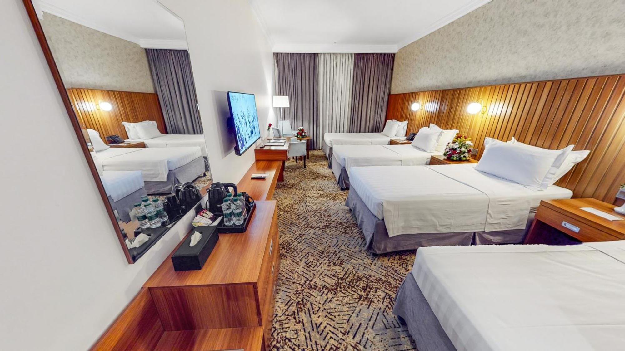 Mias Al Madina Hotel Medina Exterior photo
