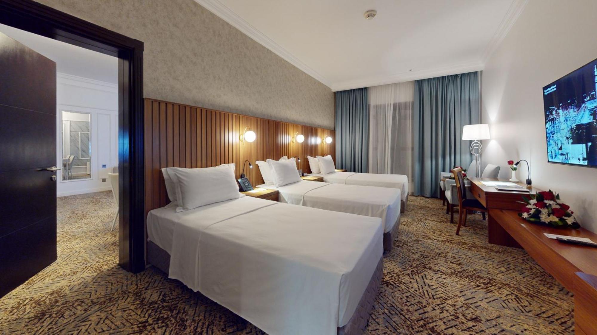Mias Al Madina Hotel Medina Exterior photo