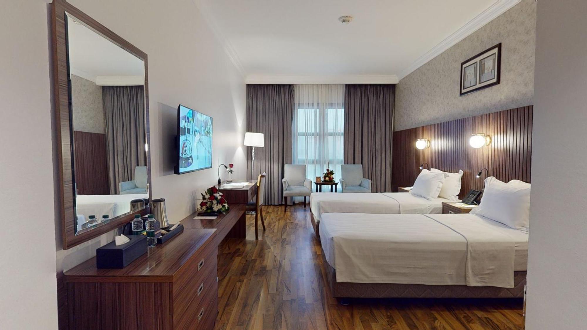 Mias Al Madina Hotel Medina Exterior photo